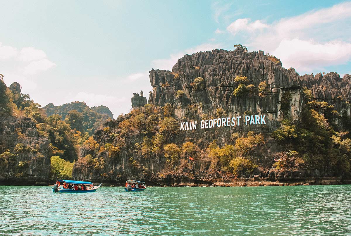 Jelajahi Mangrove Langkawi: Tur Menakjubkan di Hutan Pesisir